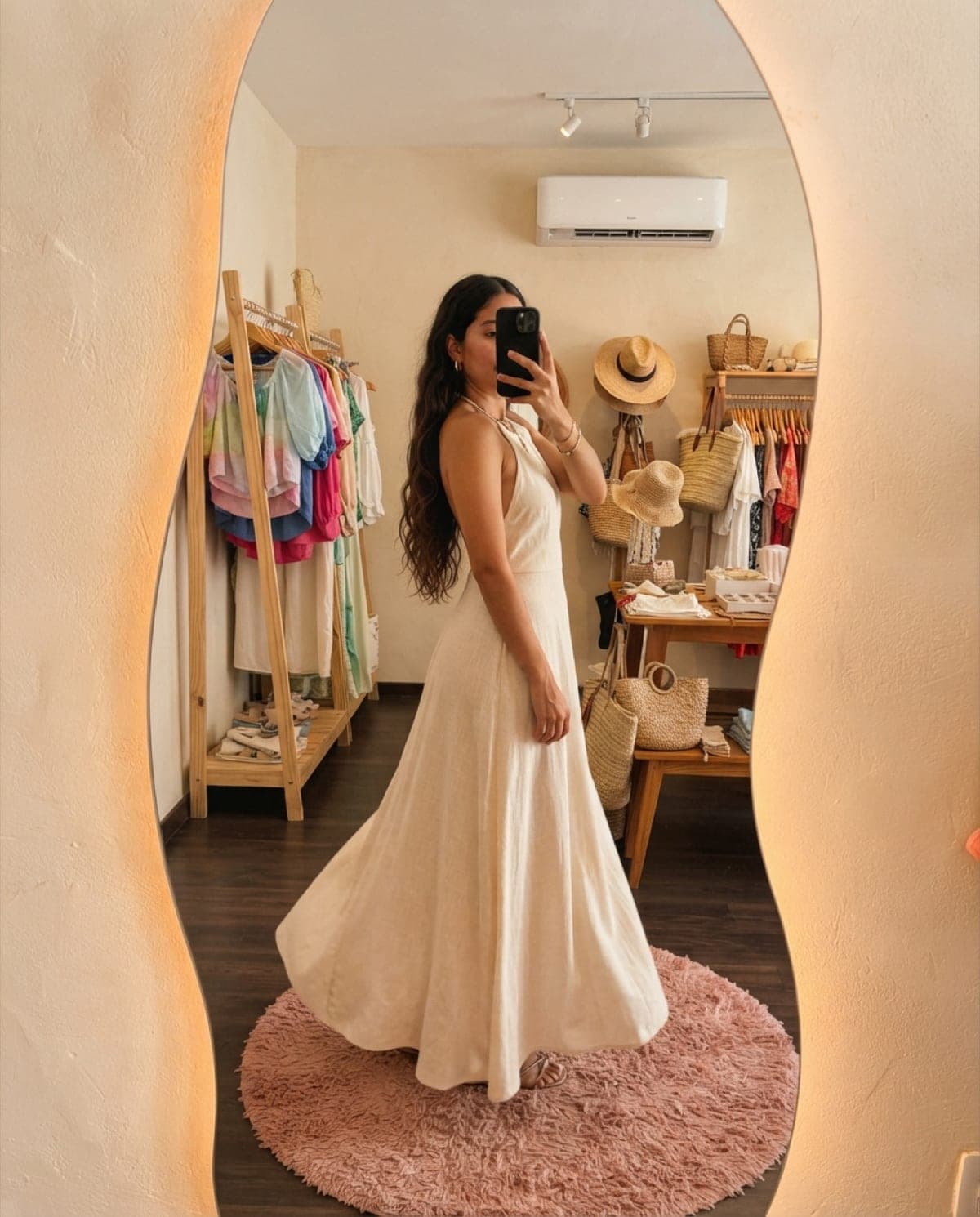 Vestido largo plisado crema